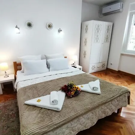 Palace Luxury The Heart Of Apartament