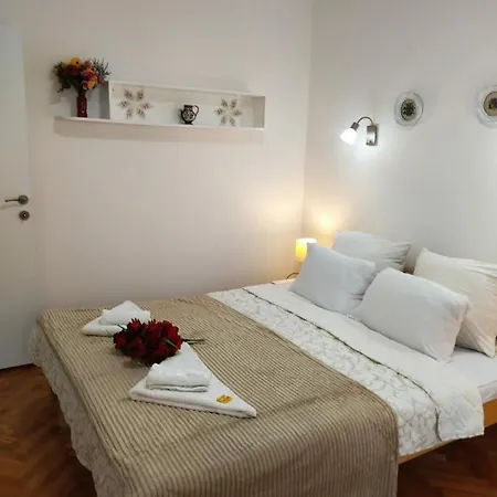 Palace Luxury The Heart Of Apartment *