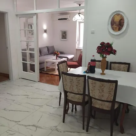 Palace Luxury The Heart Of Apartment Belgrade