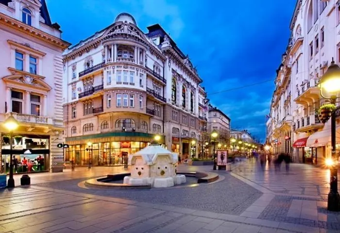 公寓 Palace Luxury The Heart Of *