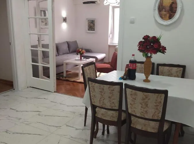 Palace Luxury The Heart Of 公寓 贝尔格莱德